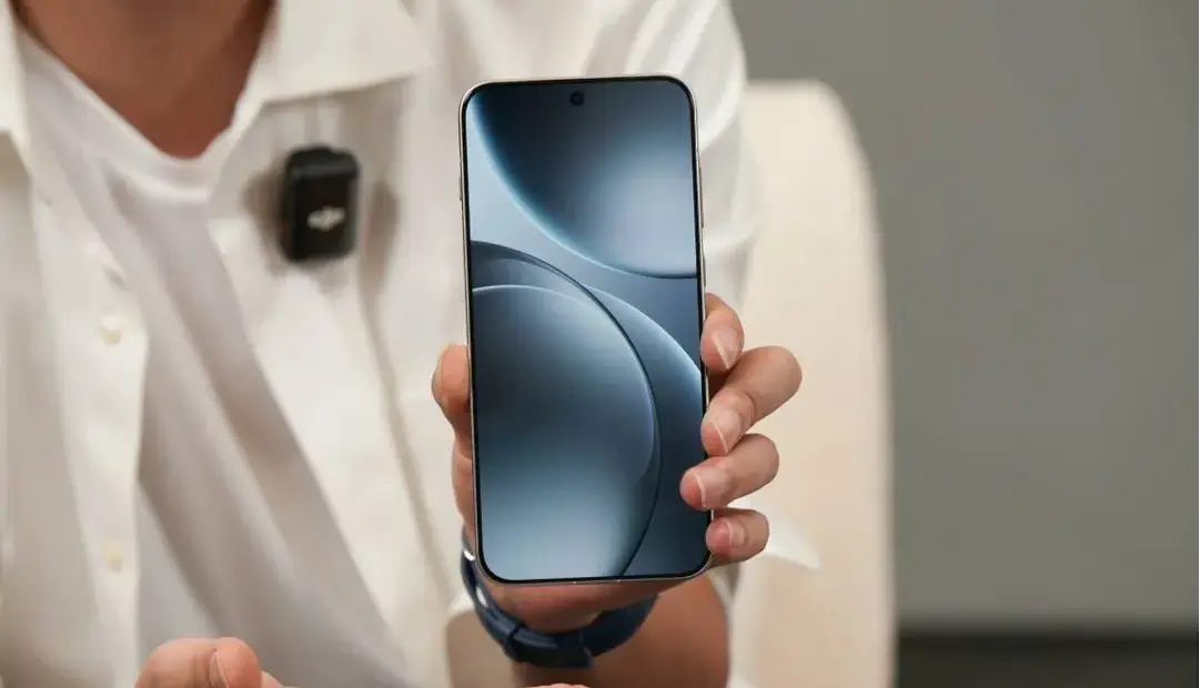 حاشیه‌های باریک و پردازنده پرقدرت؛ گوشی Find X9 Pro به‌نمایش درآمد