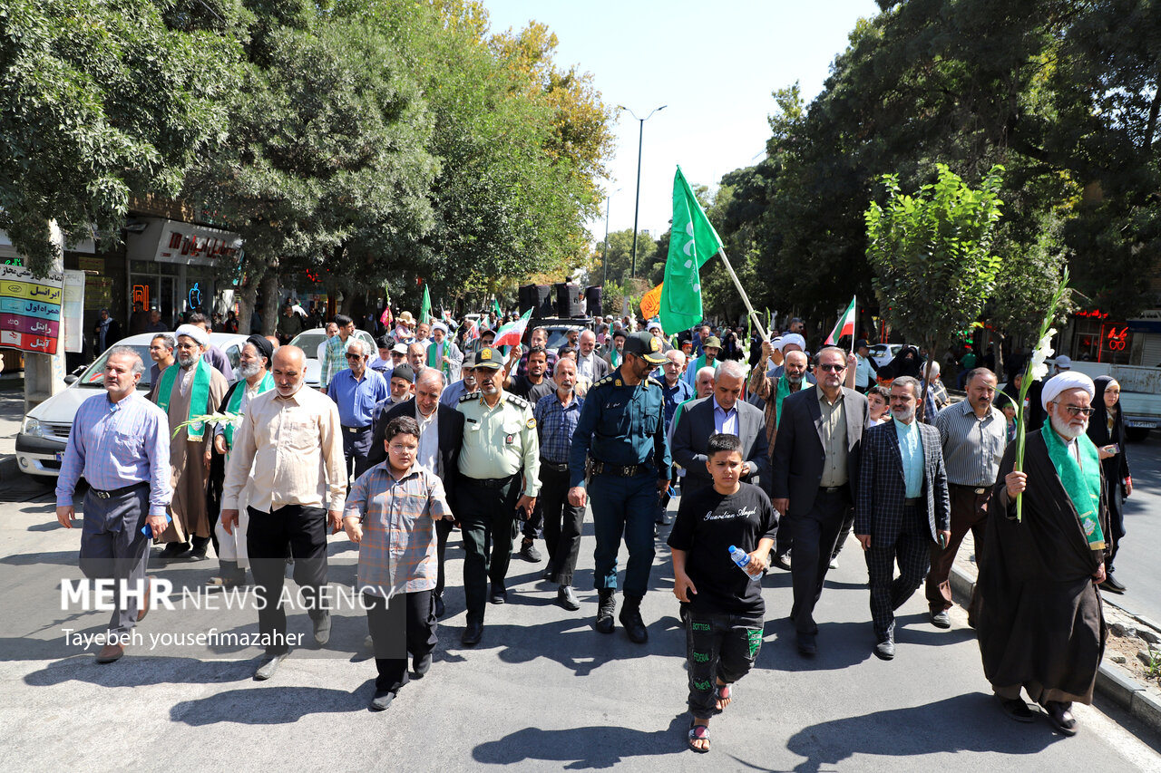 شادپیمایی خانوادگی امت احمد(ص) در همدان