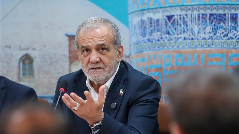 رئیس‌جمهور: هیچ قدرتی نمی‌تواند ما را به تسلیم وا دارد