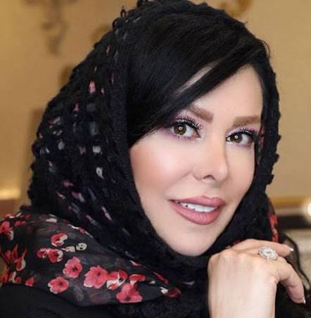 فلور نظری در بیمارستان بستری شد