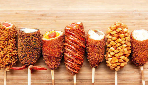 این کورن داگ به طرز وحشتناکی خوشمزه هست!