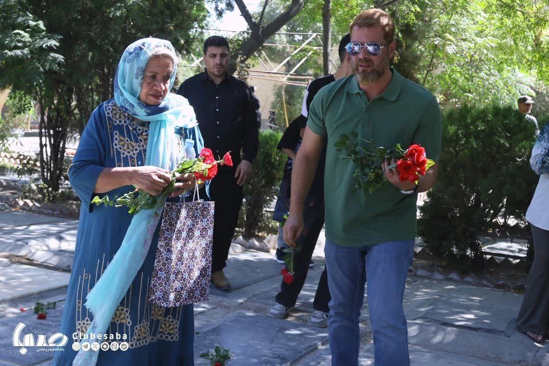 عکس/ مراسم غبارر‌ویی قطعه هنرمندان به مناسبت روز ملی سینما