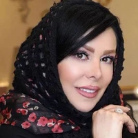 فلور نظری در بیمارستان بستری شد