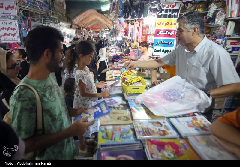 عکس/ بازار فروش لوازم التحریر در آستانه آغاز سال تحصیلی