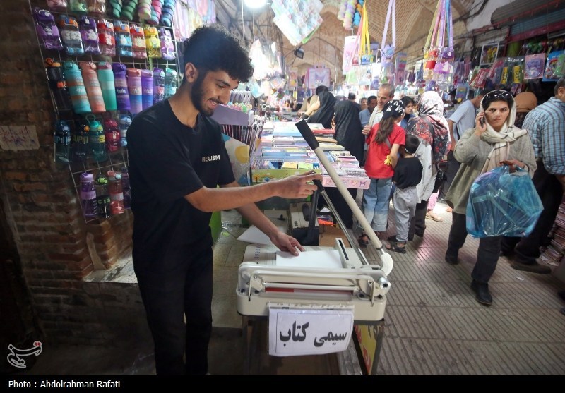 عکس/ بازار فروش لوازم التحریر در آستانه آغاز سال تحصیلی