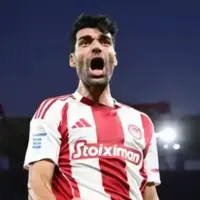 شروع طوفانی طارمی در یونان