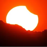 آخرین کسوف سال ۱۴۰۴؛ نمایشی کیهانی دور از چشم ایرانیان