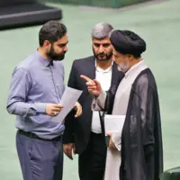 گروسی و دنیای موازی سوپرانقلابی‌ها