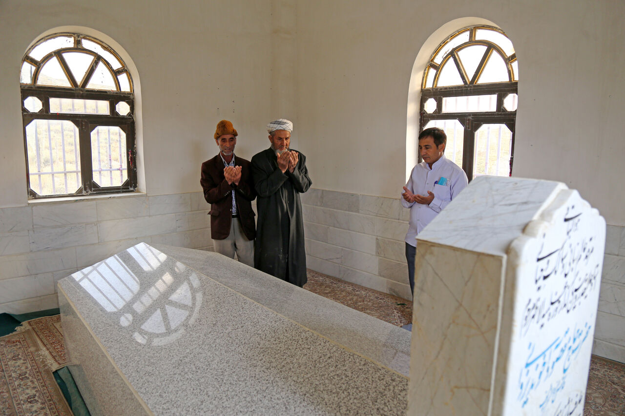 قبرستان چوبی «باغلق»
