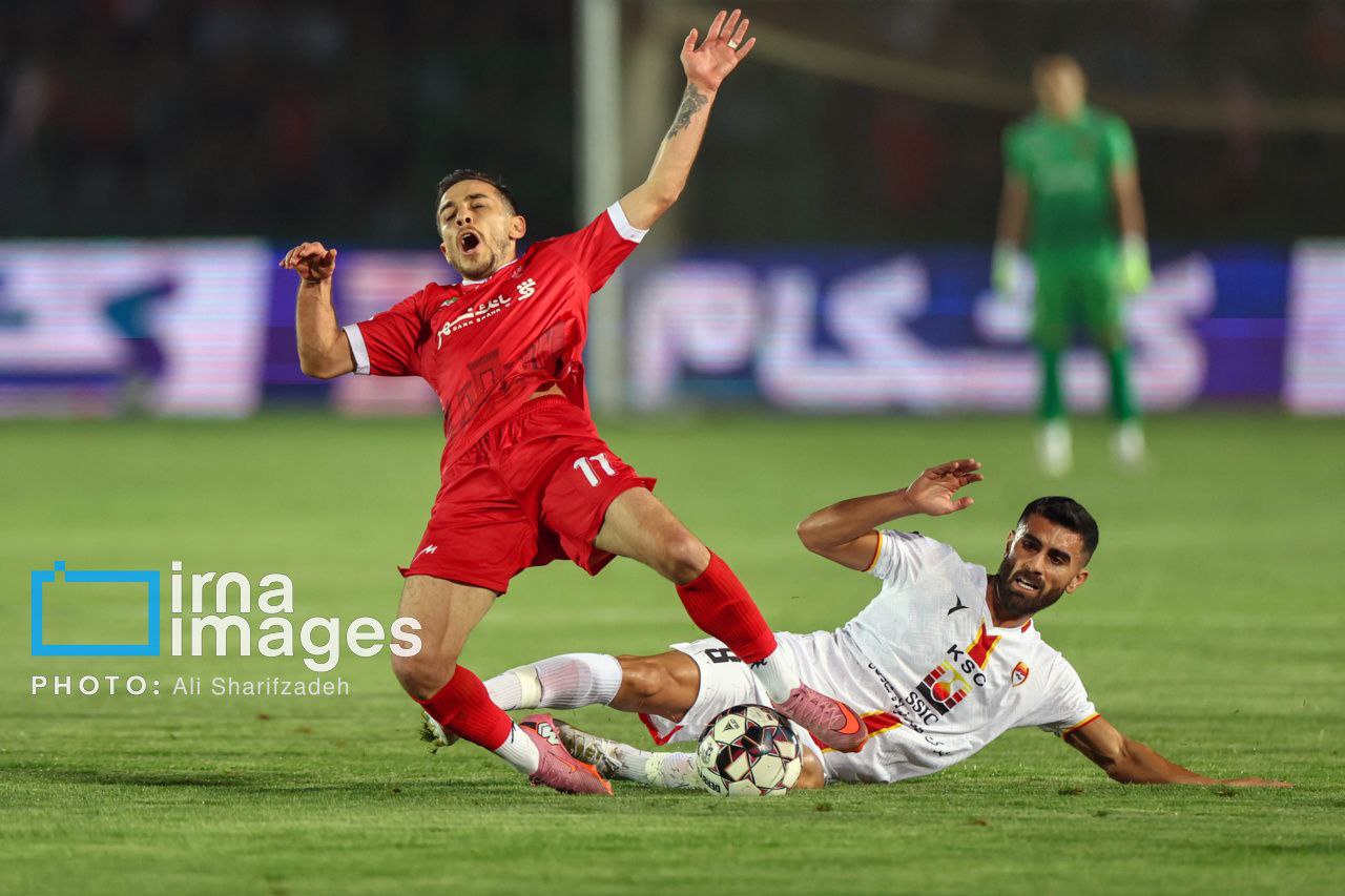 عکس/ ​​​​​​​لیگ برتر فوتبال بازی پرسپولیس و فولاد 