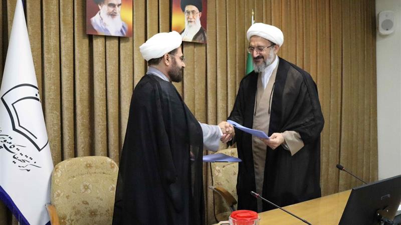 همکاری دانشگاه قم با مرکز تحقیقات کامپیوتری نور در حوزه هوش مصنوعی آغاز شد