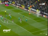 گل اول لیورپول به برنلی توسط محمد صلاح در دقیقه 5+90