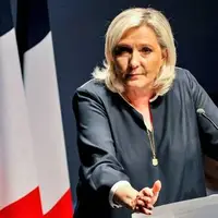 لوپن خواستار انتخابات زودهنگام در فرانسه شد