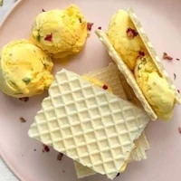 بستنی سنتی فقط با دو قلم مواد!