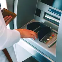کابوس گیر افتادن کارت‌ بانکی در دستگاه خودپرداز