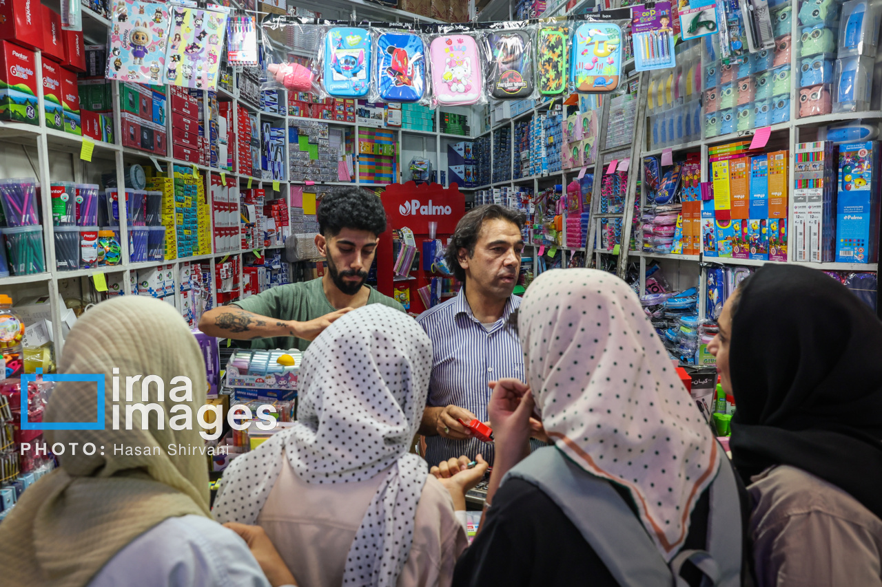 عکس/ بازار نوشت افزار در آستانه آغاز سال تحصیلی