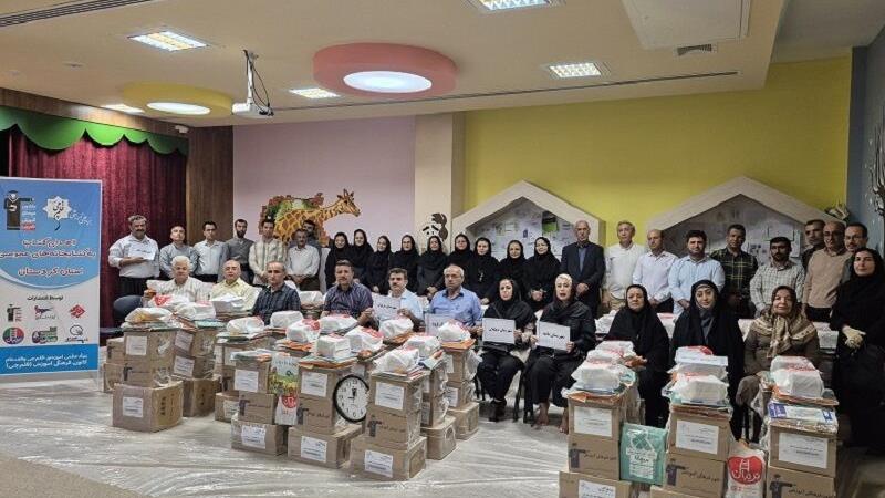 بیش از هشت هزار نسخه کتاب به کتابخانه‌های عمومی کردستان اهدا شد
