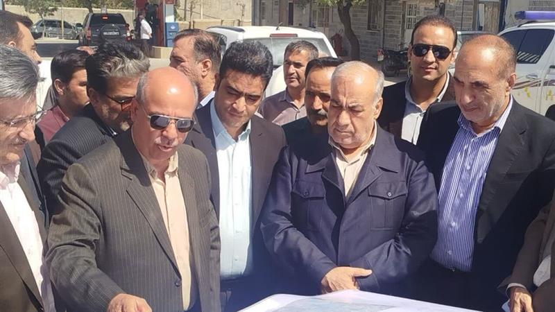 بازوند: اتصال مسیر نوبران به آزادراه ساوه ـ همدان گامی در رفع بنبستهای منطقه است