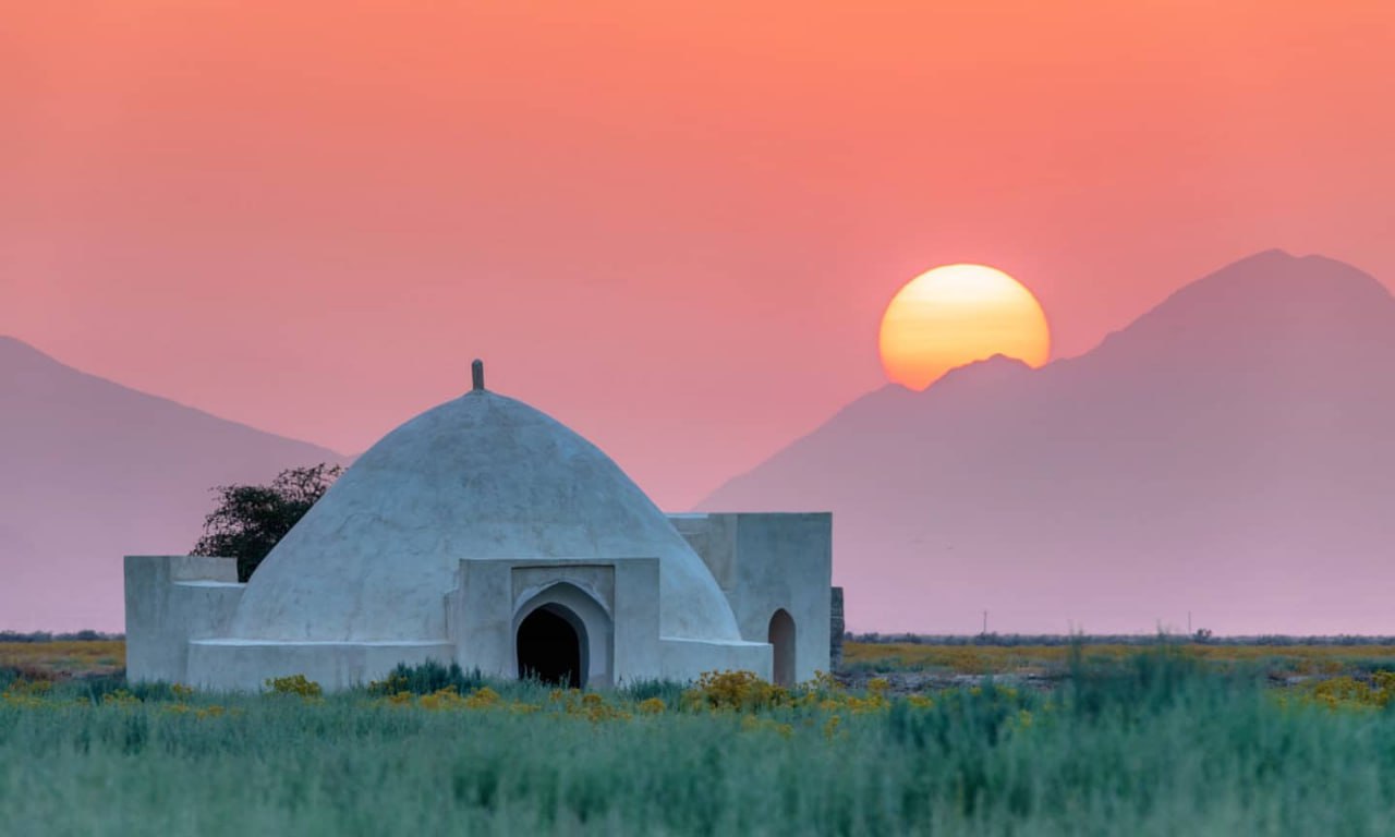 آب‌انبار برکه سفید در لارستان 