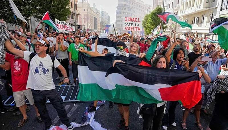 اسپانیا قرارداد نظامی 700 میلیون یورویی با اسرائیل را لغو کرد