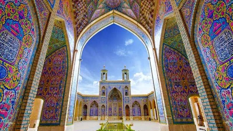 ساخت ۱۴ مسجد و مصلای شهرک پردیسان قم تا پایان امسال به اتمام میرسد
