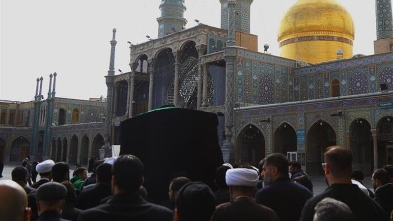 پیکر آیت‌الله موسوی یزدی در حرم حضرت معصومه به خاک سپرده شد
