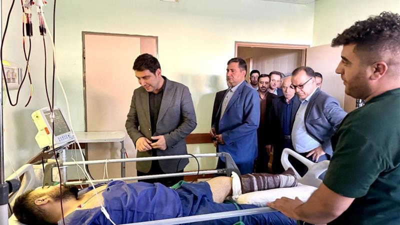 عیادت استاندار کردستان از مجروح حادثه معدن سقز / رسیدگی به پرونده با جدیت دنبال می شود