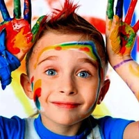 کودک با لجبازی هویت داشتن را تجربه می‌کند