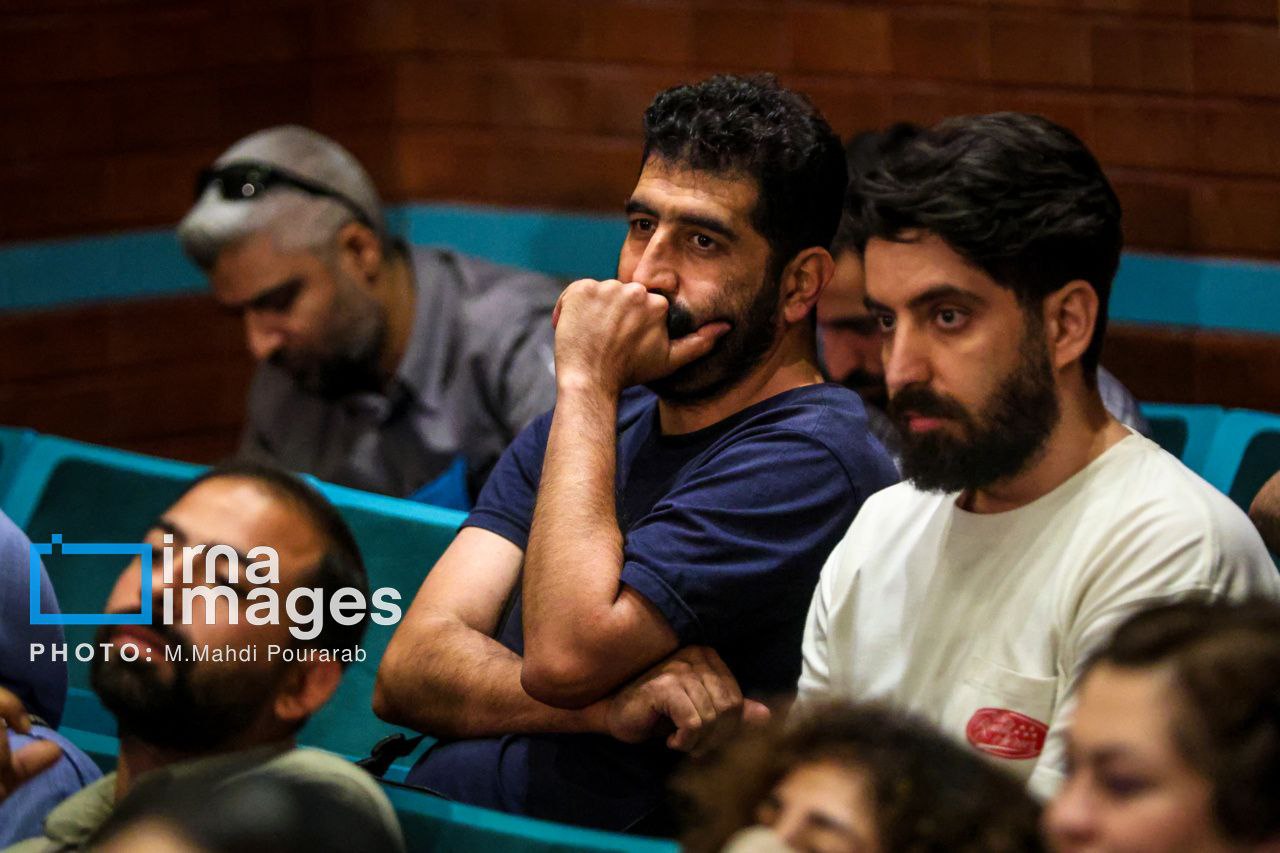  ​​​​​​​هفتمین نشان عکس مطبوعاتی ایران 