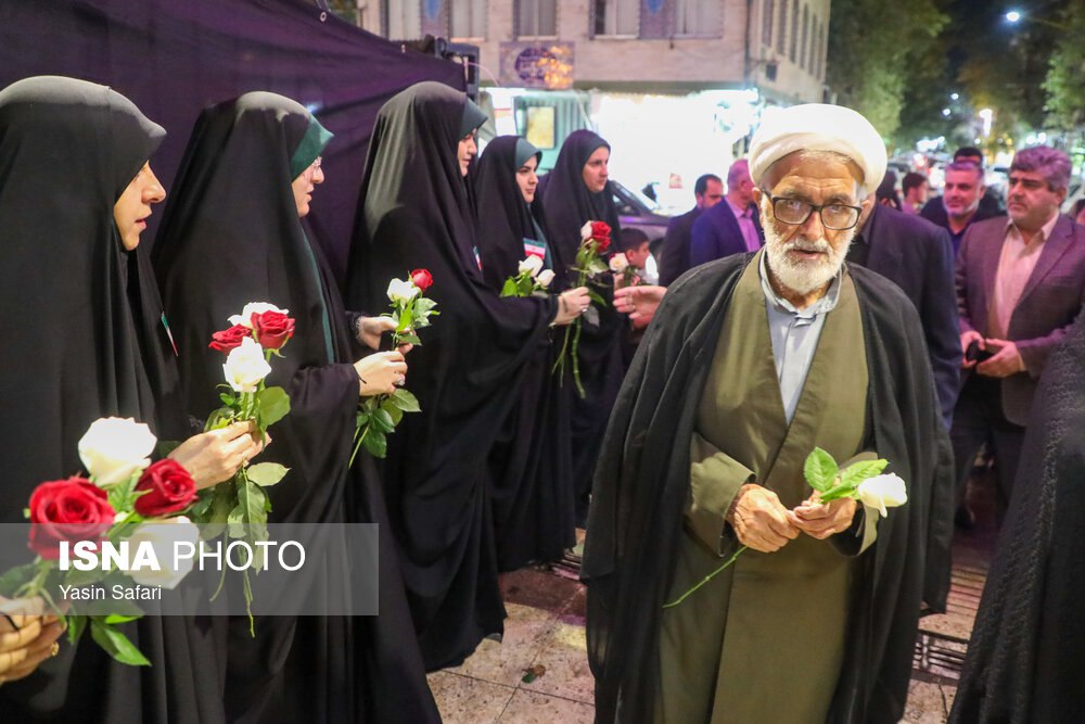 عکس/ یادواره شهدای شهرستان فومن در جنگ تحمیلی ۱۲ روزه