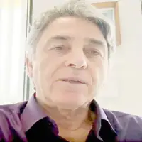فعال سیاسی خارج از کشور: برخی در جنگ ‌بی‌شرمانه طرف دشمن بودند