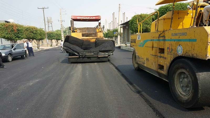 بهسازی و آسفالت معابر شهری شادگان با ۳۰۰۰ تن قیر