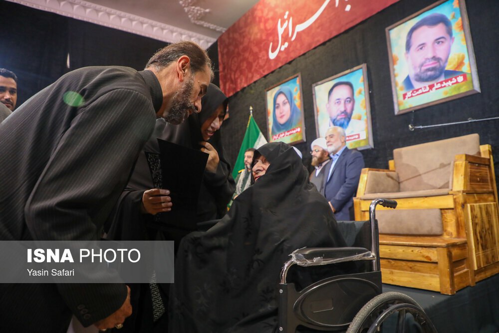 عکس/ یادواره شهدای شهرستان فومن در جنگ تحمیلی ۱۲ روزه