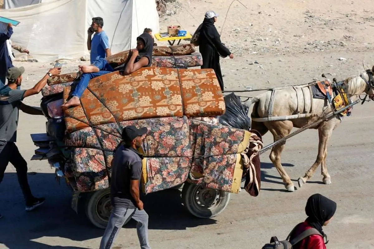 عکس/ سیل آوارگان فلسطینی همزمان با آغاز عملیات نظامی اسرائیل