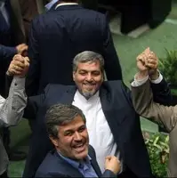 پیشنهاد کواکبیان به پزشکیان: با ترامپ ملاقات کنید