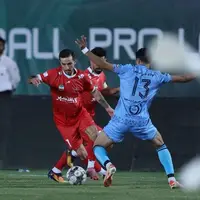 تساوی چادرملو و پرسپولیس در نیمه نخست
