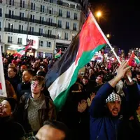 فرانسه، برافراشتن پرچم فلسطین را ممنوع کرد