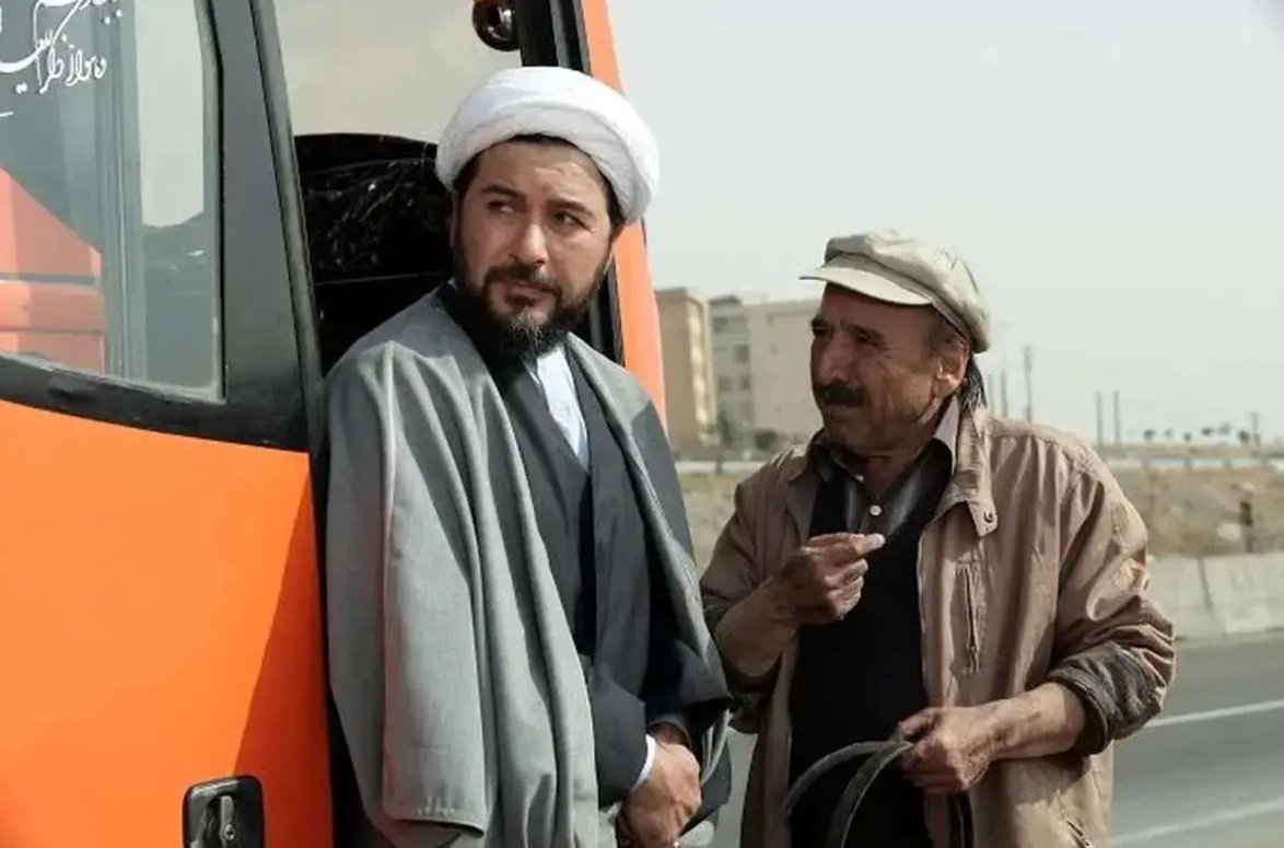 سکته امیرحسین صدیق زمان بازی در نقش یک روحانی