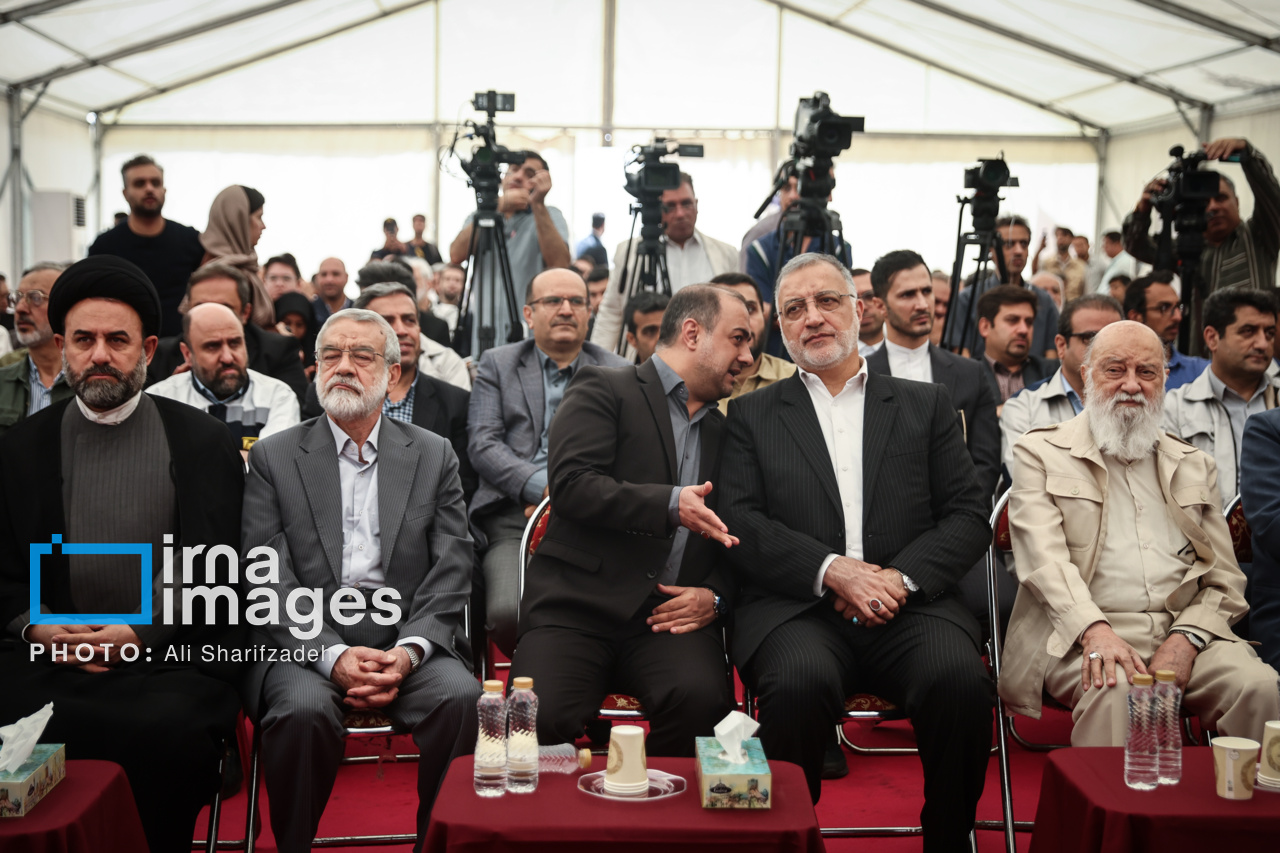 عکس/ رونمایی از ۲۰۱ دستگاه اتوبوس برقی در شهر تهران