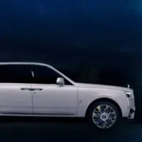 شاهکار هنری رولزرویس، ۱۶۰ ساعت نقاشی دستی روی سقف کالینان