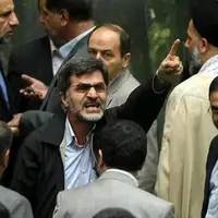 نماینده همیشه عصبانی