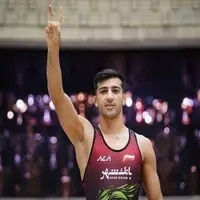 مهدی کشتکار حریف چینی را شکست داد