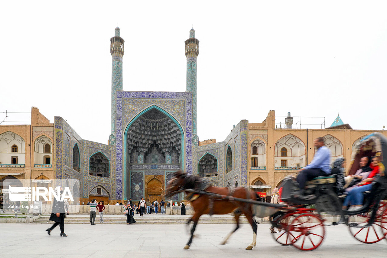وضعیت نرخ فرونشست در اماکن میراثی و تاریخی اصفهان