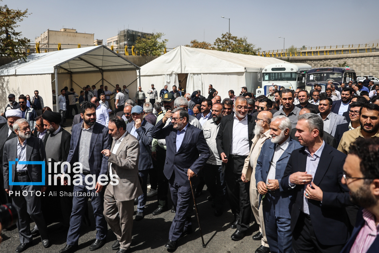 عکس/ رونمایی از ۲۰۱ دستگاه اتوبوس برقی در شهر تهران