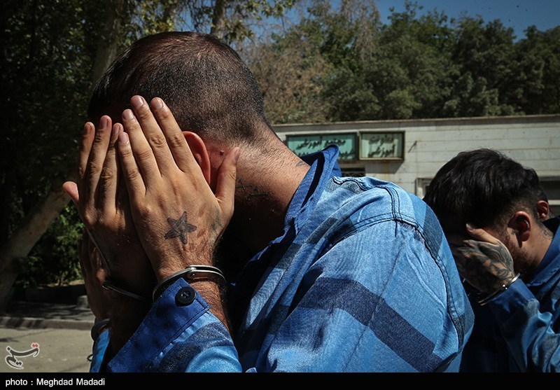 دستگیری طراح سرقت مسلحانه از طلافروشی درگهان؛ متهم همسایه طلافروشی بود