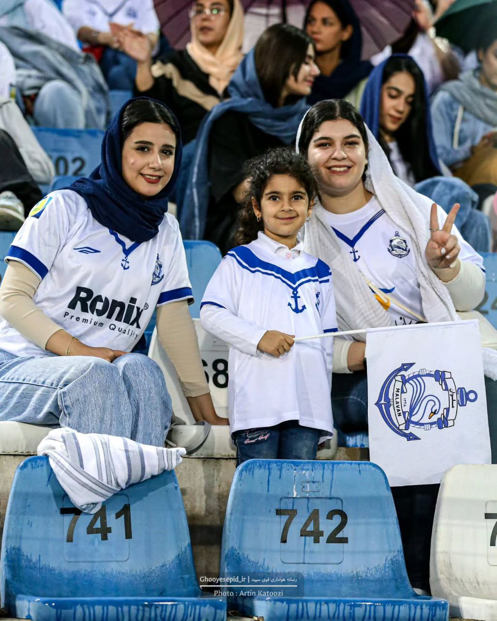 گزارش تصویری باشگاه ملوان انزلی از بانوان هوادار این تیم
