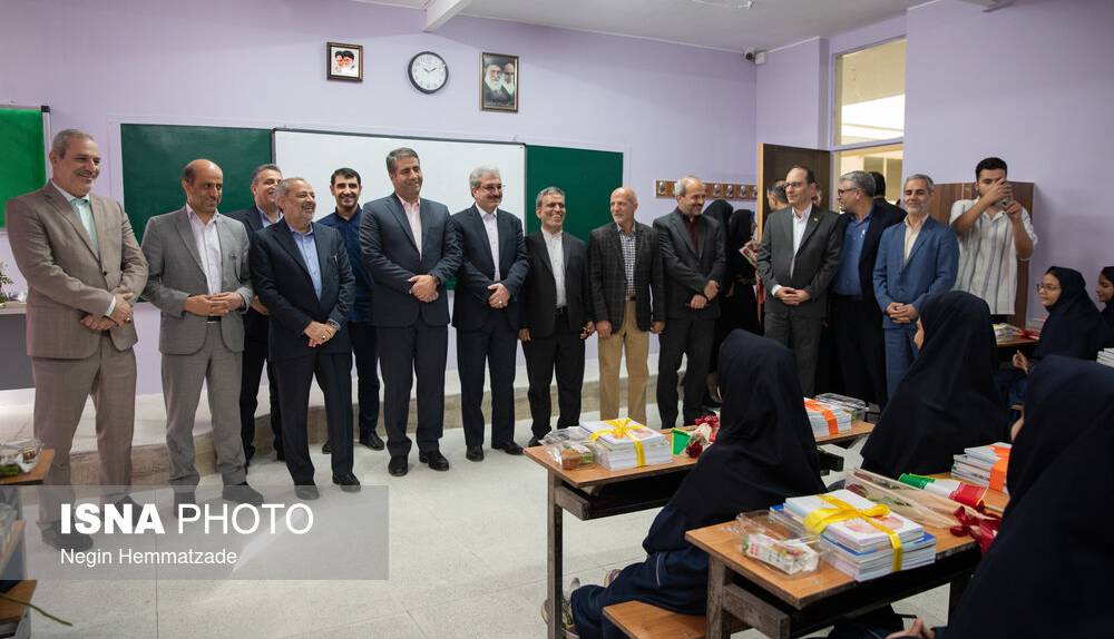 نواخته شدن زنگ جوانه ها با حضور وزیر آموزش و پرورش