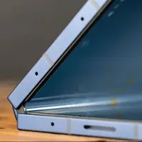 عرضه متفاوت‌ترین گوشی سامسونگ تأخیر خورد؟ 