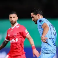 ستاره چادرملو چند سانتی‌متر تا گلزنی به پرسپولیس