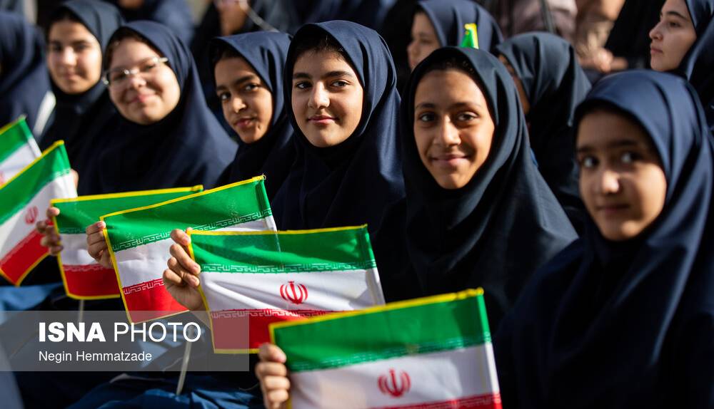 نواخته شدن زنگ جوانه ها با حضور وزیر آموزش و پرورش